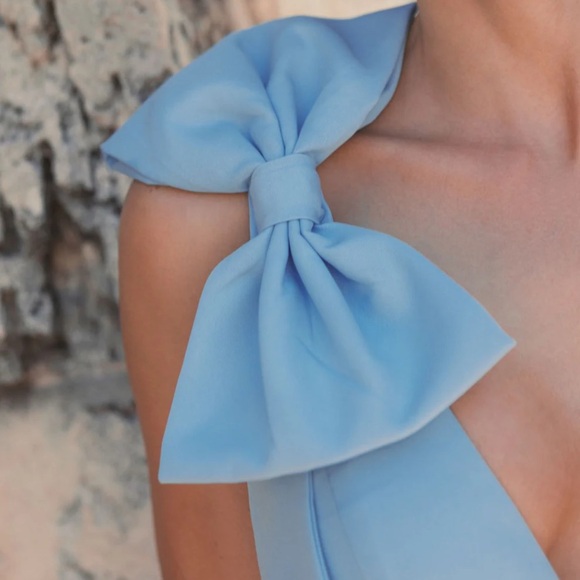 MAC DUGGAL Sleeveless V Neck Bow Detail Mermaid Gown - New With Tags (NWT) - Picture 3 of 11